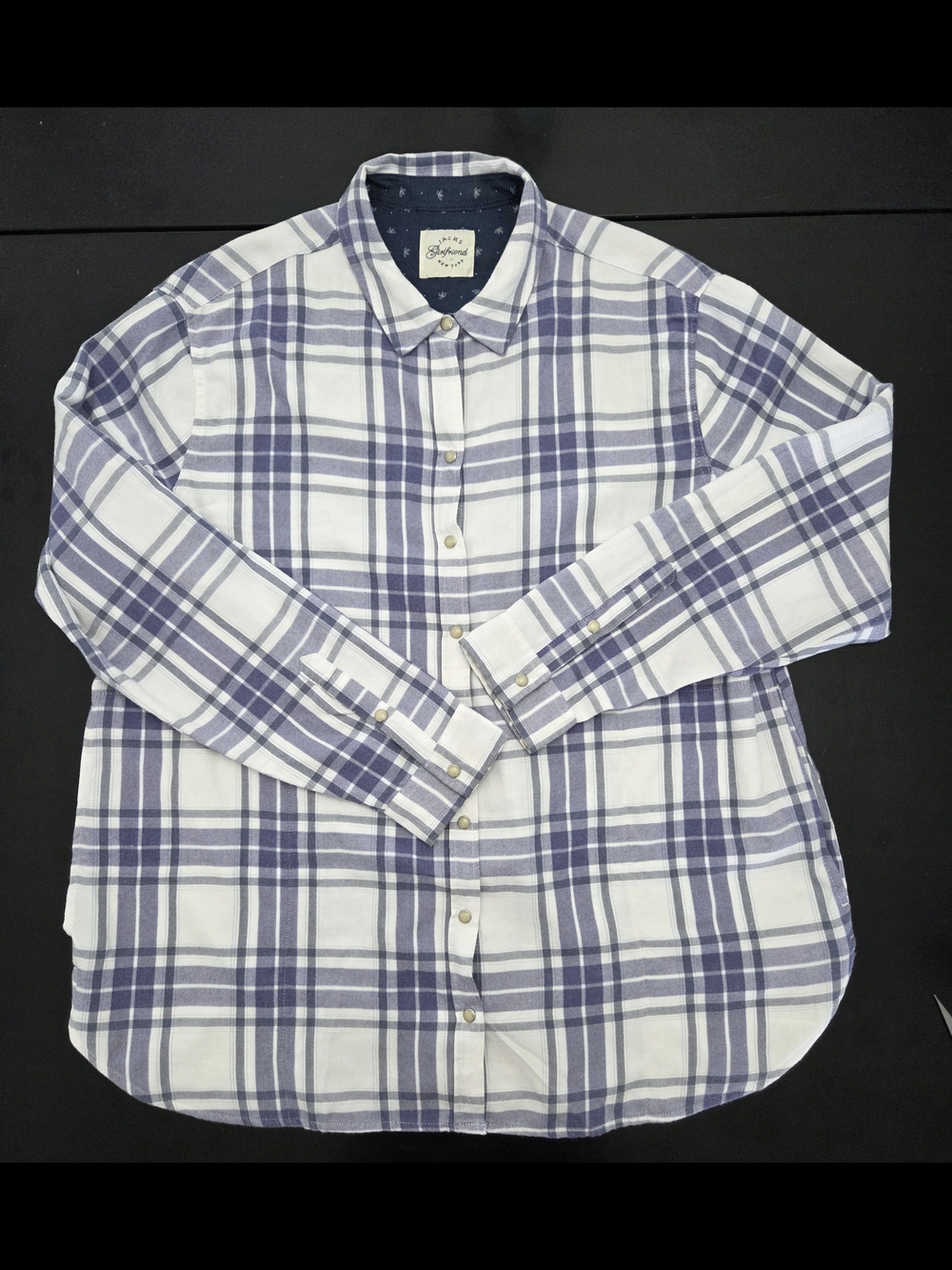 JACHS Girlfriend White and Blue Plaid Long-Sleeve Button-Down Shirt